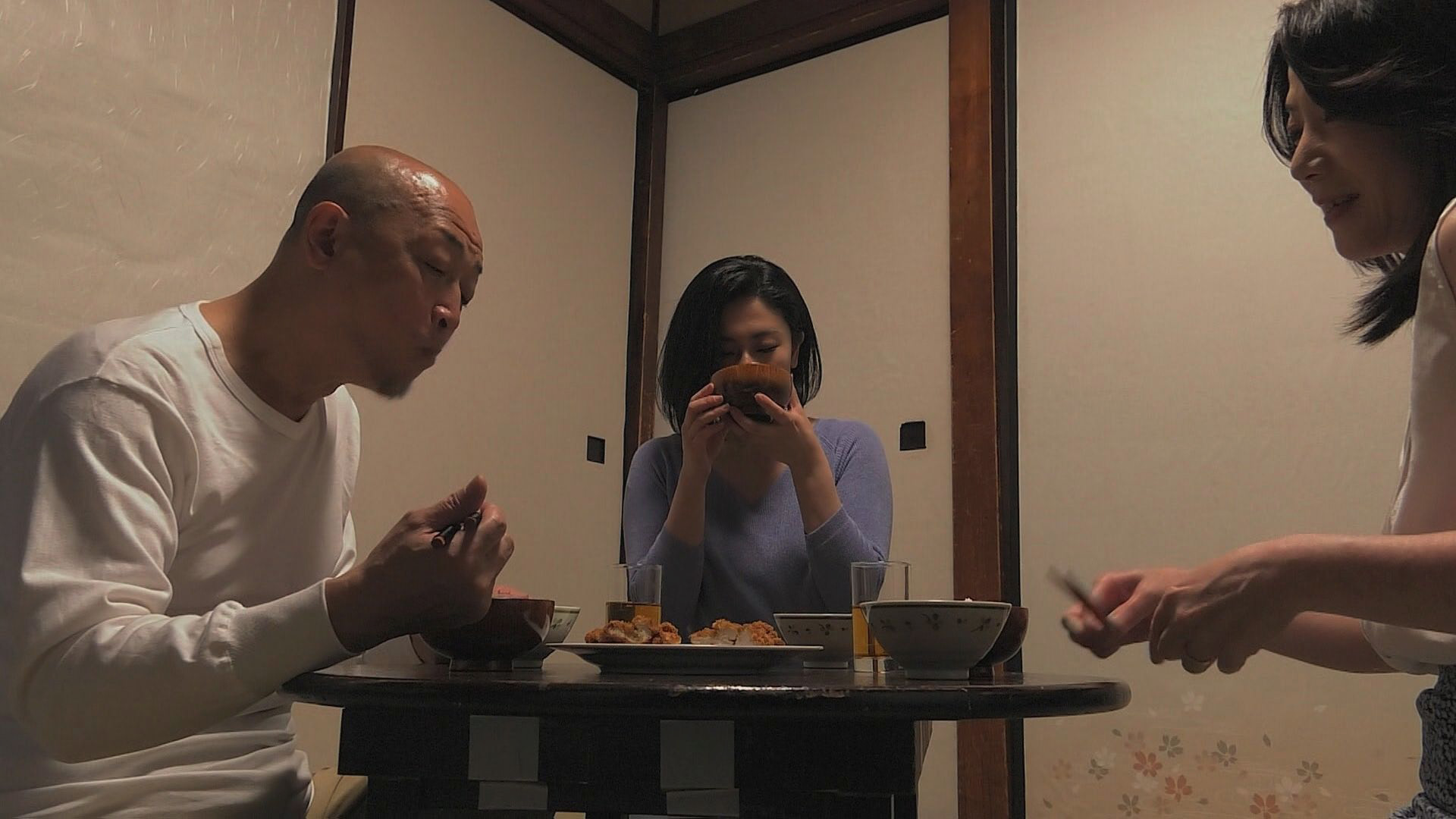 義母　真っ赤なざくろ