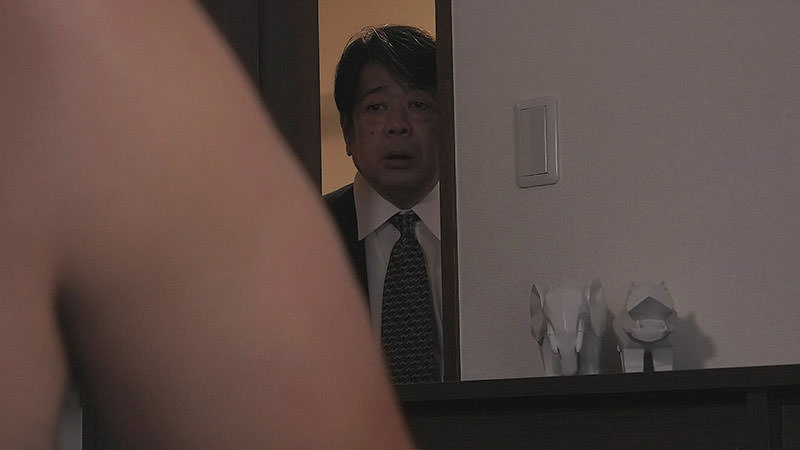 仰天！(ショック)妻がヤっている現場　親父/間男/配達員/弟