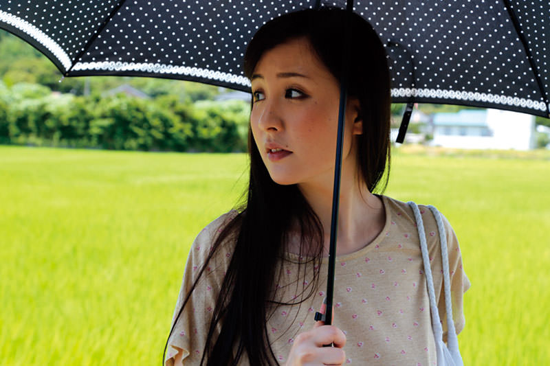 ヘンリー塚本　性犯罪(レイプ)の夏・青姦情事の帰りに襲われた人妻・輪姦(まわし)