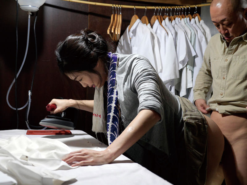 ヘンリー塚本　昭和　好き者女の我慢できない秋・色っぽい姉２９才の卑しいポルノドラマ・透き通るような白い肌のエロい妹