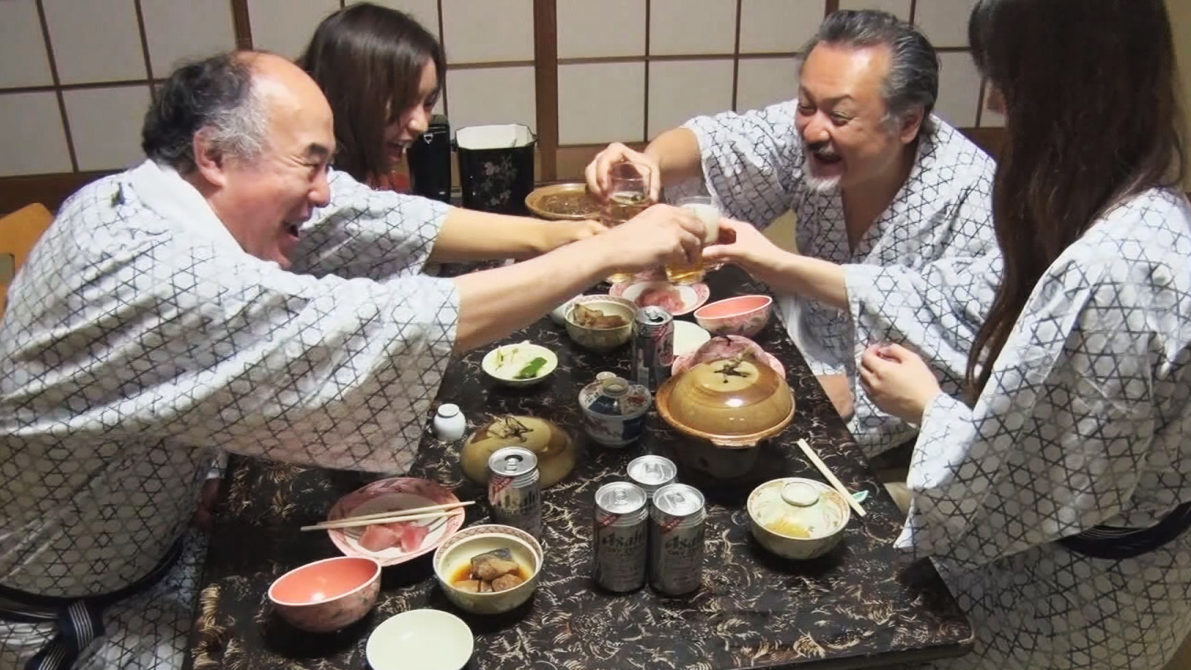 発情温泉　アベック合体乱交現場