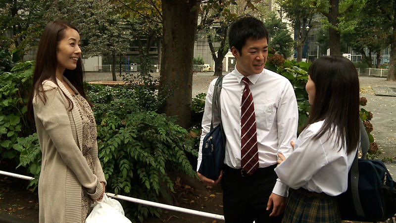 僕の幼なじみのお母さん