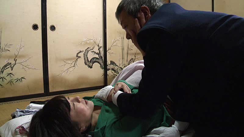 ヘンリ―塚本原作　浮気妻 不倫の宿はSEXの匂い　①熟女と絶倫アンマ師②お◯んこ狂いの不貞妻③浮気目的一人旅