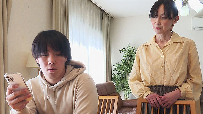 熟れてしっとりやわらかく　お義母(かあ)さんの肌ざわり